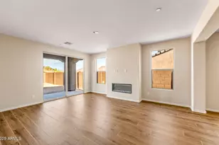 13544 W Cassia Trail, Peoria, AZ 85383 - Photo 10