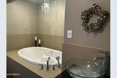 215 E Lexington Avenue, Phoenix, AZ 85012 - Photo 14