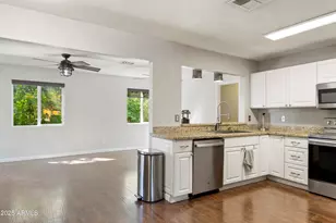 537 W Posada Ave, Mesa, AZ 85210 - Photo 2