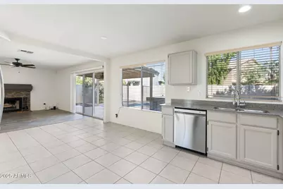 1530 W Ivanhoe Court, Chandler, AZ 85224 - Photo 10