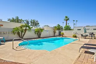 8046 E Oak St, Scottsdale, AZ 85257 - Photo 14