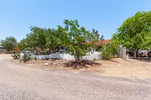 15186 W Tierra Buena Ln, Surprise, AZ 85374 - Photo 8
