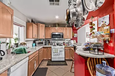 15186 W Tierra Buena Lane, Surprise, AZ 85374 - Photo 16