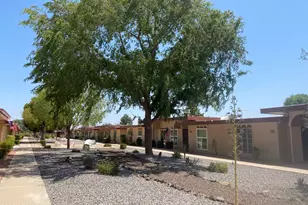13071 N 100th Dr, Sun City, AZ 85351 - Photo 2