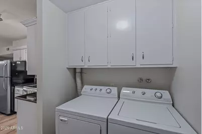 10114 W Royal Oak Road, Sun City, AZ 85351 - Photo 34