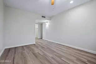 10114 W Royal Oak Rd, Sun City, AZ 85351 - Photo 42