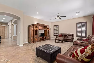 12481 W Milton Drive, Peoria, AZ 85383 - Photo 18