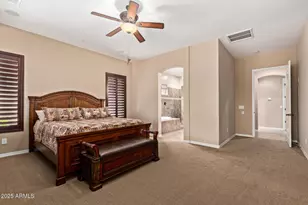 12481 W Milton Dr, Peoria, AZ 85383 - Photo 4