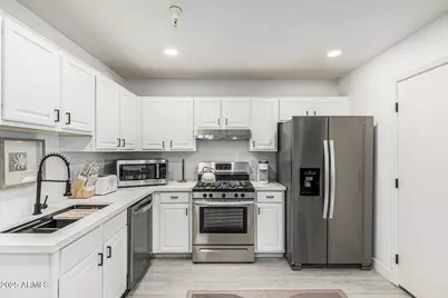 1314 E Orange Street, Tempe, AZ 85281 - Photo 2