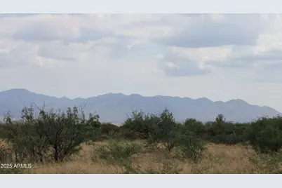 019B Copper Sky Road #6, Huachuca City, AZ 85616 - Photo 2