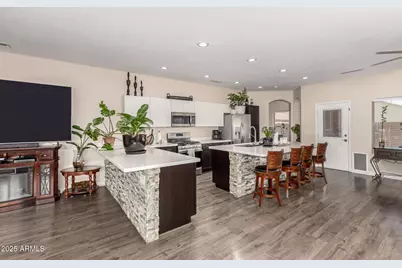 16873 W Post Drive, Surprise, AZ 85388 - Photo 12