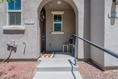 2271 E Hidalgo Avenue, Phoenix, AZ 85040 - Photo 1