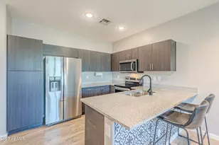2271 E Hidalgo Ave, Phoenix, AZ 85040 - Photo 4