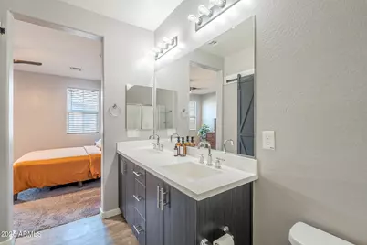 2271 E Hidalgo Avenue, Phoenix, AZ 85040 - Photo 26