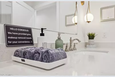 8626 E Clarendon Avenue, Scottsdale, AZ 85251 - Photo 22