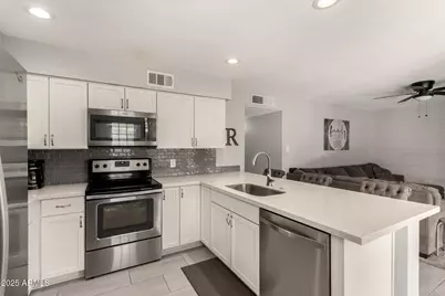 5209 N 61st Drive, Glendale, AZ 85301 - Photo 12