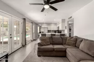 5209 N 61st Dr, Glendale, AZ 85301 - Photo 8