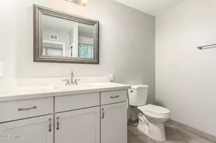 5209 N 61st Dr, Glendale, AZ 85301 - Photo 20