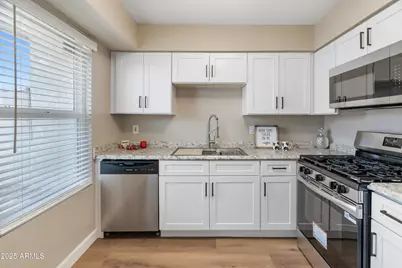 3840 N 43rd Avenue #36, Phoenix, AZ 85031 - Photo 2