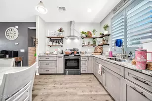 12038 W Davis Ln, Avondale, AZ 85323 - Photo 14