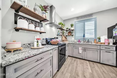 12038 W Davis Lane, Avondale, AZ 85323 - Photo 12