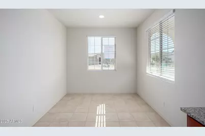 8818 W Luke Avenue, Glendale, AZ 85305 - Photo 6