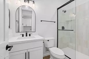 1686 E Creek Canyon Rd, Phoenix, AZ 85086 - Photo 20