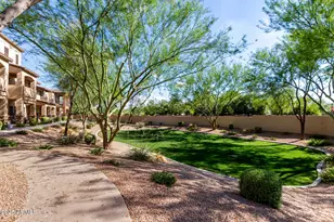2821 S Skyline Dr, Mesa, AZ 85212 - Photo 36
