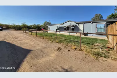 51033 N Mockingbird Road, Wickenburg, AZ 85390 - Photo 38