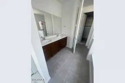 4881 S 241st Drive, Buckeye, AZ 85326 - Photo 10