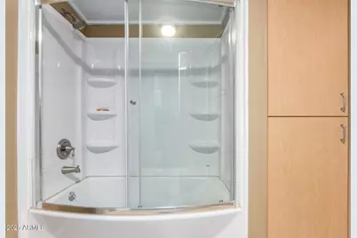 9672 N 72nd Avenue, Peoria, AZ 85345 - Photo 18