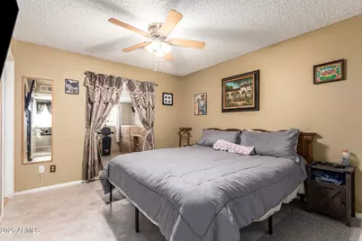 9672 N 72nd Avenue, Peoria, AZ 85345 - Photo 12