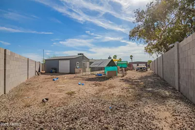 9672 N 72nd Avenue, Peoria, AZ 85345 - Photo 32