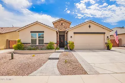 2041 W Larissa Lane, San Tan Valley, AZ 85144 - Photo 4
