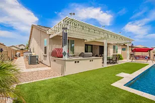 2041 W Larissa Ln, San Tan Valley, AZ 85144 - Photo 38