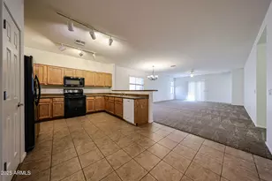 45449 W Alamendras St, Maricopa, AZ 85139 - Photo 8