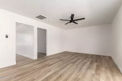 715 E 8th Avenue, Mesa, AZ 85204 - Photo 8