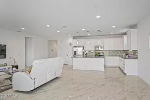 21823 N Daniel Dr, Maricopa, AZ 85138 - Photo 2