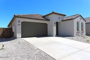 2558 W Pecan Rd, Phoenix, AZ 85041 - Photo 1
