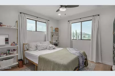 1745 E San Juan Avenue, Phoenix, AZ 85016 - Photo 32