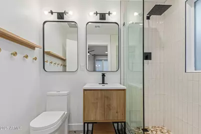 1745 E San Juan Avenue, Phoenix, AZ 85016 - Photo 36