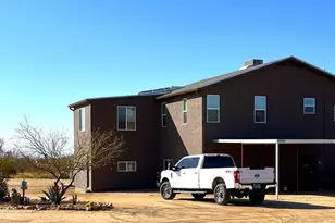 27230 S Coyote Trail, Congress, AZ 85332 - Photo 2