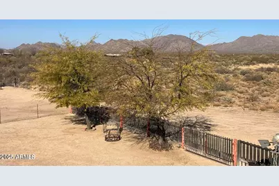 27230 S Coyote Trail, Congress, AZ 85332 - Photo 6