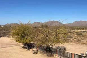 27230 S Coyote Trail, Congress, AZ 85332 - Photo 6