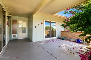 10202 N 105th Dr, Sun City, AZ 85351 - Photo 4