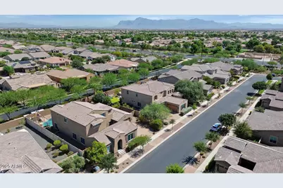 10718 E Lumiere Avenue, Mesa, AZ 85212 - Photo 4