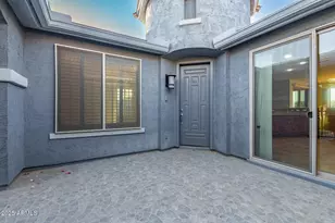 384 W Bismark St, San Tan Valley, AZ 85143 - Photo 4