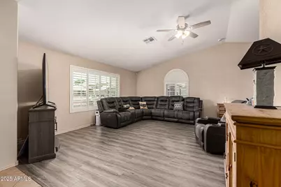 12759 N 86th Lane, Peoria, AZ 85381 - Photo 6