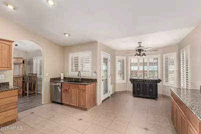 12759 N 86th Lane, Peoria, AZ 85381 - Photo 10