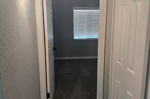 5977 W Britton Ave, Phoenix, AZ 85033 - Photo 20